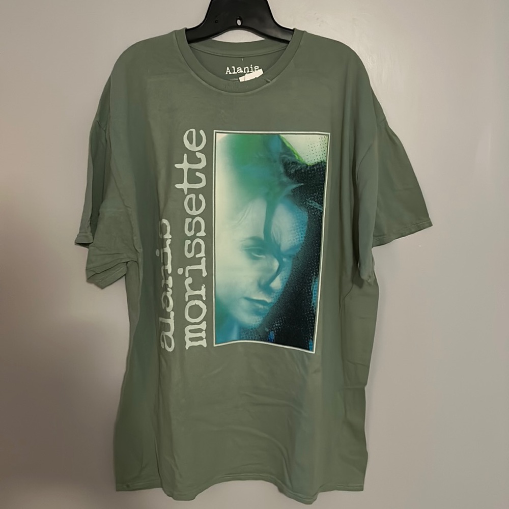 Alanis Morissette Graphic Tshirt